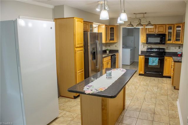 1622 Ardmore Road, Winston-salem, NC 27127