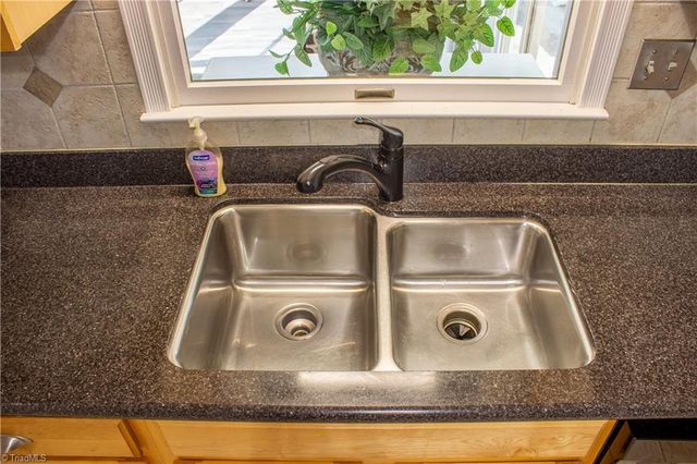 1622 Ardmore Road, Winston-salem, NC 27127