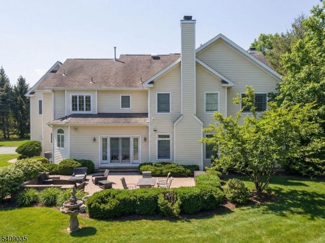 24 Chelsea Ct, Bernards Twp., NJ 07920