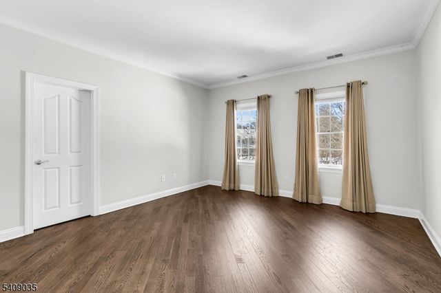 24 Chelsea Ct, Bernards Twp., NJ 07920