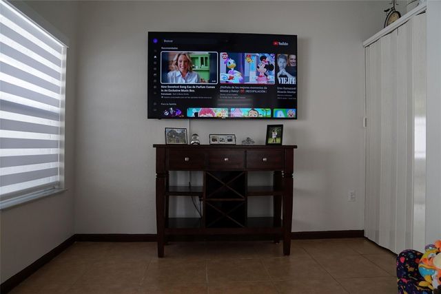 3024 NW 30th Way 3024, Oakland Park, FL 33311