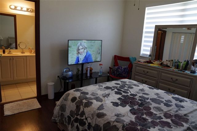 3024 NW 30th Way 3024, Oakland Park, FL 33311