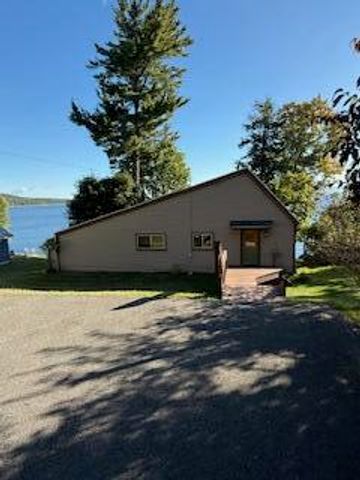 23 Kessel Park Road, Keeseville, NY 12944