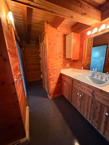 23 Kessel Park Road, Keeseville, NY 12944