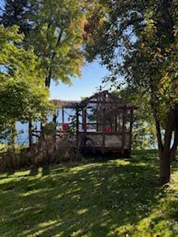 23 Kessel Park Road, Keeseville, NY 12944