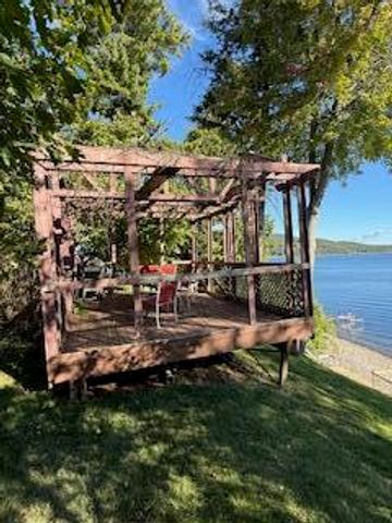 23 Kessel Park Road, Keeseville, NY 12944