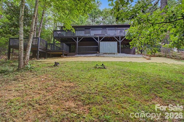 30 Whippoorwill Drive, Weaverville, NC 28787
