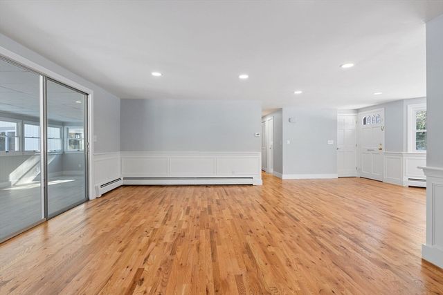 200 Lumbert Mill Rd, Barnstable, MA 02632