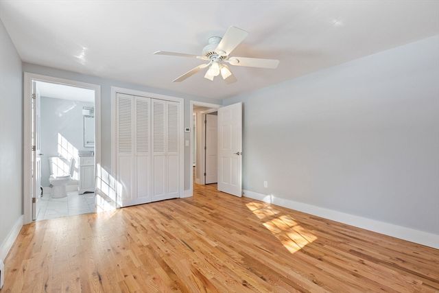 200 Lumbert Mill Rd, Barnstable, MA 02632