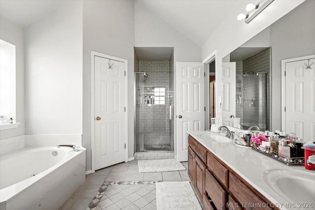 10726 E 115th Place S, Bixby, OK 74008