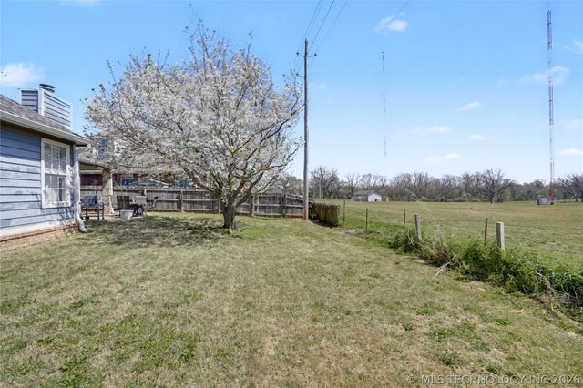 10726 E 115th Place S, Bixby, OK 74008