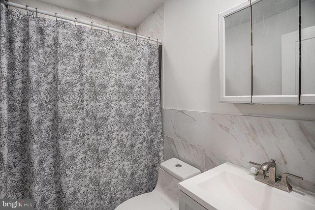 1831 POINT BREEZE AVE, Philadelphia, PA 19145