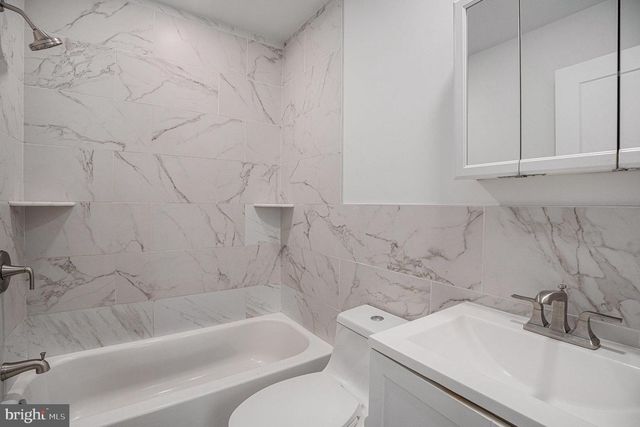 1831 POINT BREEZE AVE, Philadelphia, PA 19145