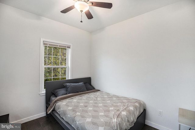 1831 POINT BREEZE AVE, Philadelphia, PA 19145