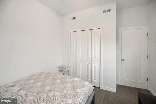 1831 POINT BREEZE AVE, Philadelphia, PA 19145