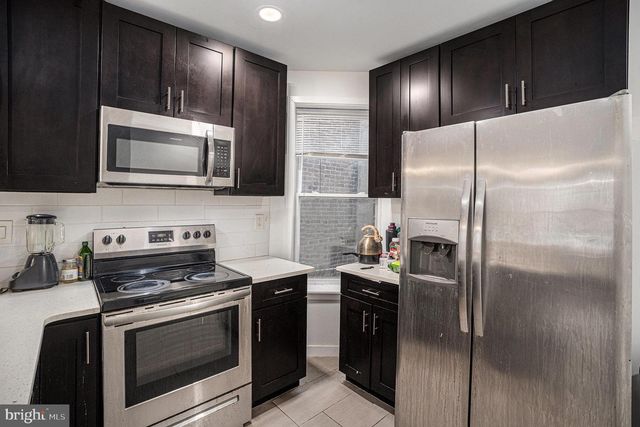 1831 POINT BREEZE AVE, Philadelphia, PA 19145