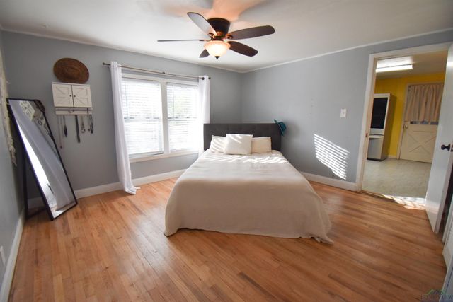608 S Garland St, Overton, TX 75684