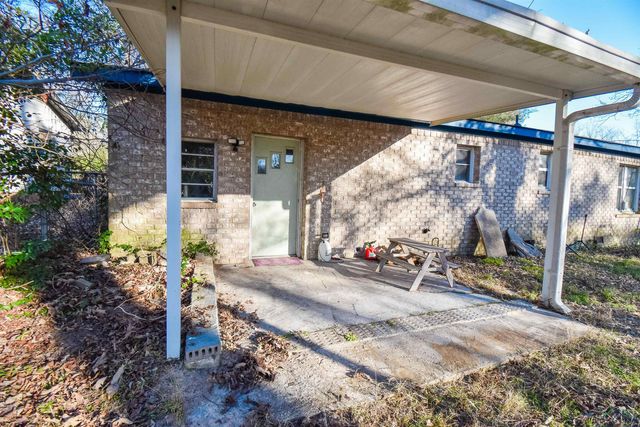 608 S Garland St, Overton, TX 75684