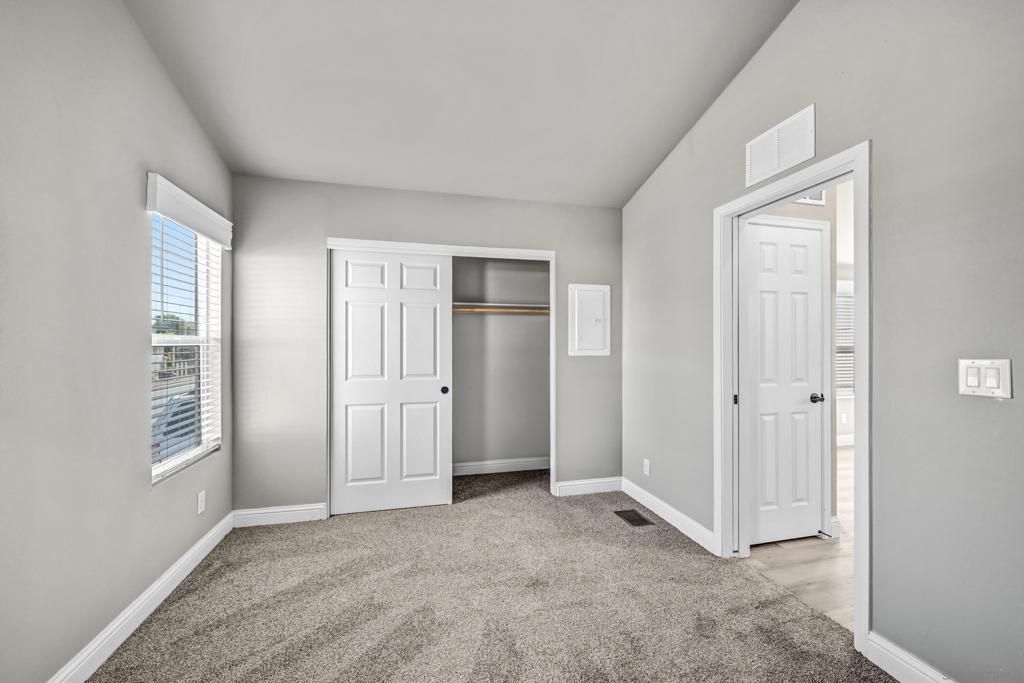 Image 15 of property listing at 1174 E Main St. 31, El Cajon, CA 92021
