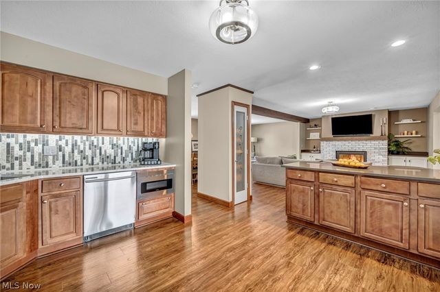 18313 Potomac Drive, Strongsville, OH 44136