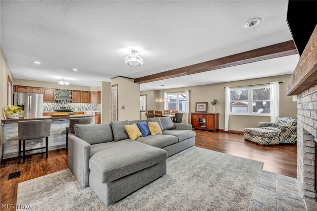 18313 Potomac Drive, Strongsville, OH 44136