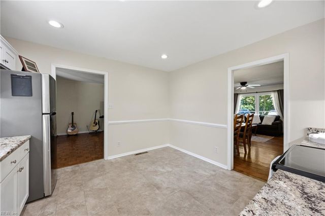 812 Prince Charles CT, Virginia Beach, VA 23452