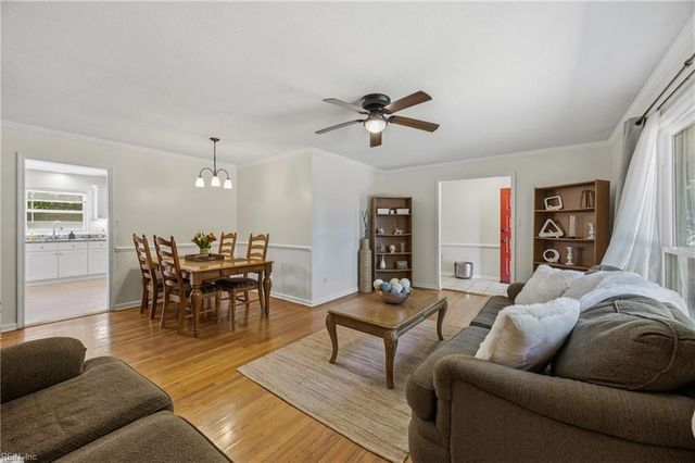 812 Prince Charles CT, Virginia Beach, VA 23452