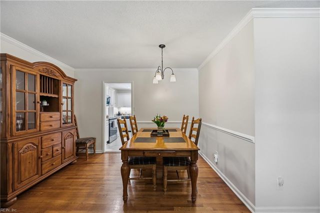 812 Prince Charles CT, Virginia Beach, VA 23452