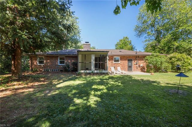 812 Prince Charles CT, Virginia Beach, VA 23452