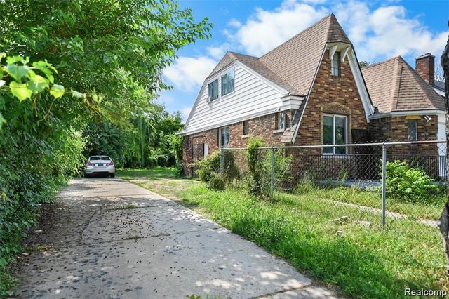 9173 Appoline Street, Detroit, MI 48228