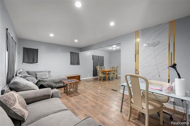 9173 Appoline Street, Detroit, MI 48228