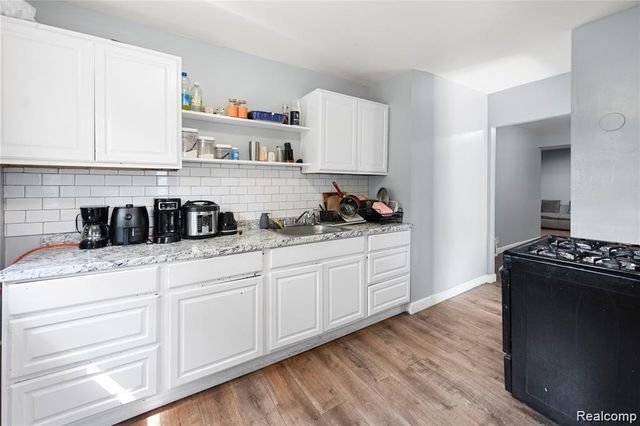 9173 Appoline Street, Detroit, MI 48228