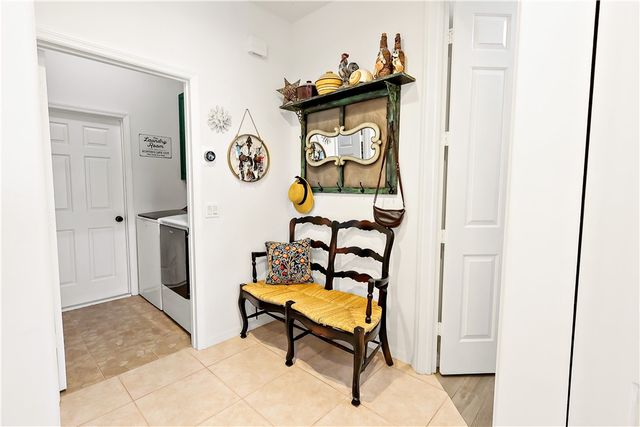 215 55th Avenue SW, Vero Beach, FL 32968