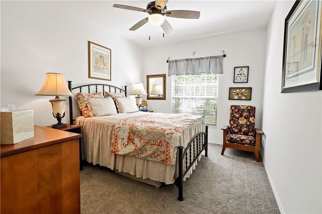 215 55th Avenue SW, Vero Beach, FL 32968