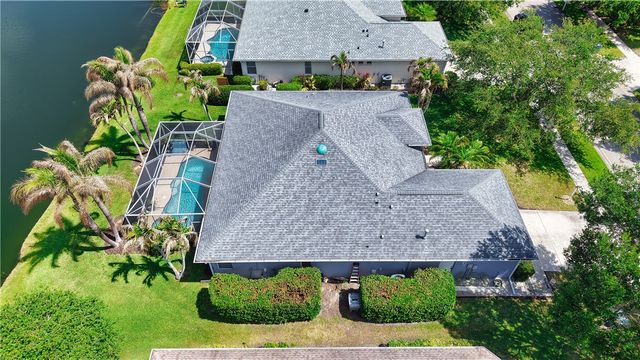 215 55th Avenue SW, Vero Beach, FL 32968