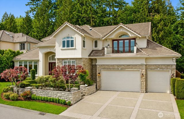 8255 154th Avenue SE, Newcastle, WA 98059