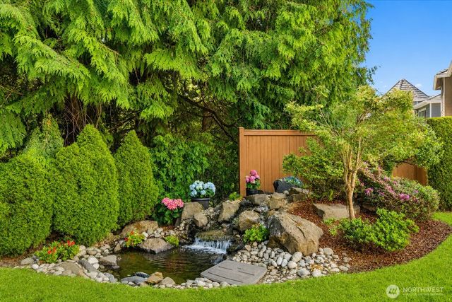 8255 154th Avenue SE, Newcastle, WA 98059