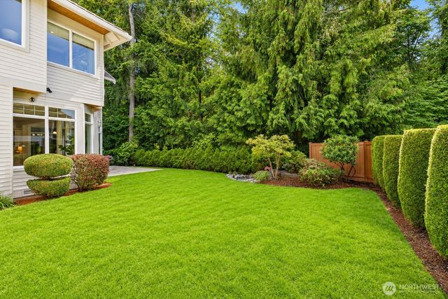 8255 154th Avenue SE, Newcastle, WA 98059