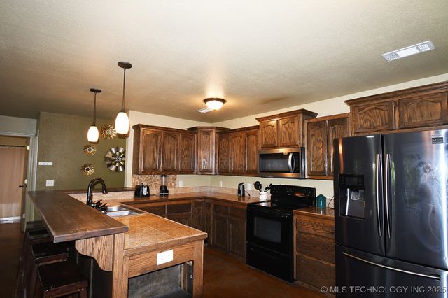 450620 E 953, Vian, OK 74962