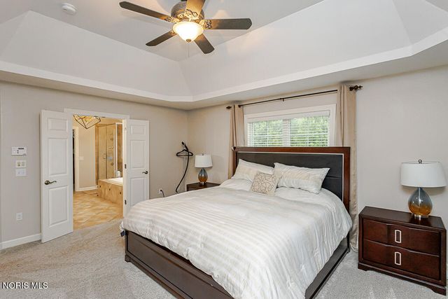 4810 Farm Creek Lane, Sylvania, OH 43560