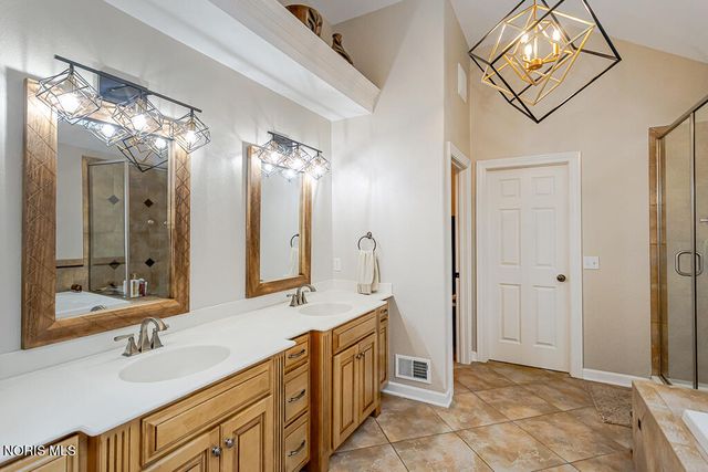 4810 Farm Creek Lane, Sylvania, OH 43560
