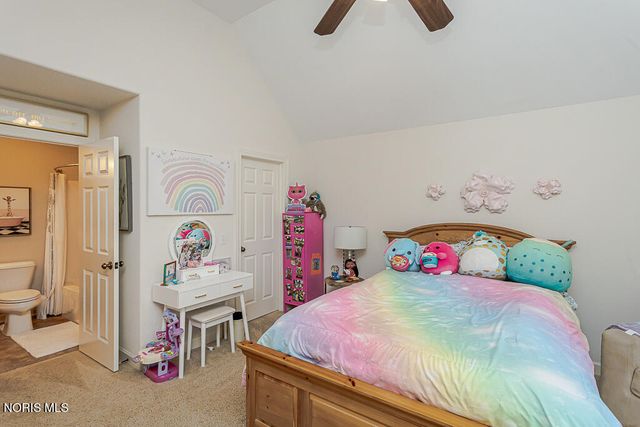 4810 Farm Creek Lane, Sylvania, OH 43560
