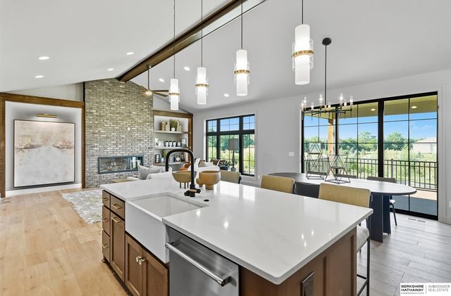 2098 N 182nd Avenue Circle, Elkhorn, NE 68022