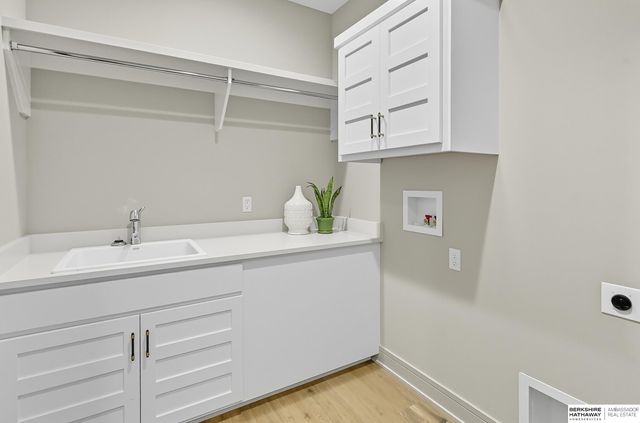 2098 N 182nd Avenue Circle, Elkhorn, NE 68022