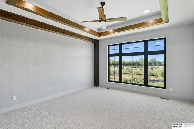 2098 N 182nd Avenue Circle, Elkhorn, NE 68022