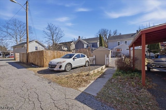 329 Water St, Belvidere Twp., NJ 07823