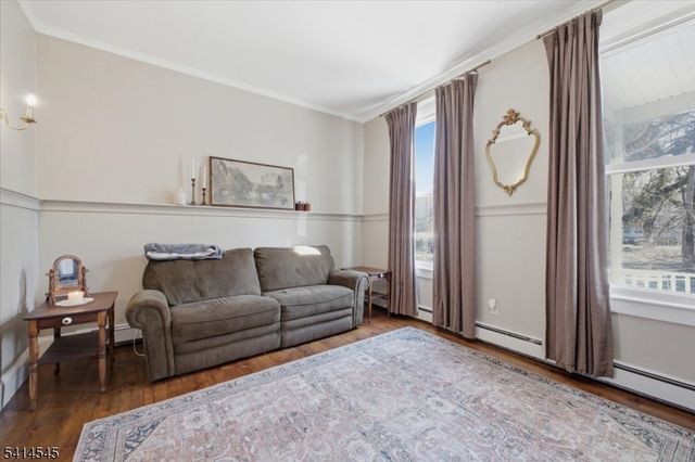 329 Water St, Belvidere Twp., NJ 07823