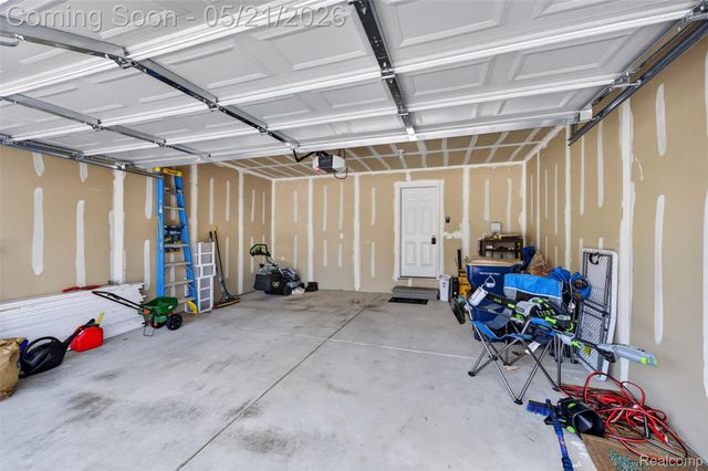3969 Lotus Landing Circle, Waterford Charter Township, MI 48329