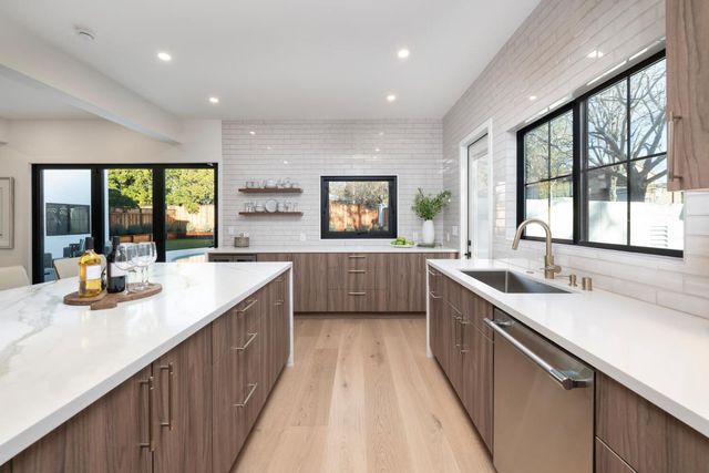 150 Clark Drive, San Mateo, CA 94402