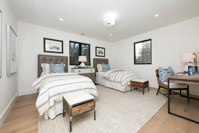 150 Clark Drive, San Mateo, CA 94402